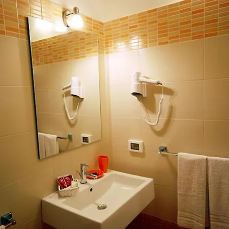 Отель Trigrana Vacanze 2*