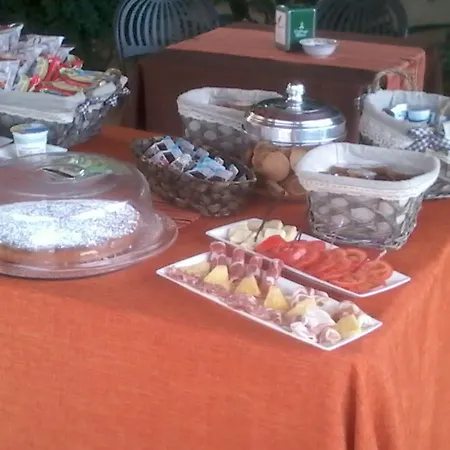 ホテル Trigrana Vacanze 2*