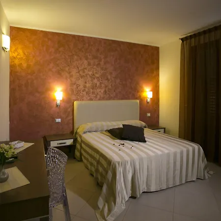 Trigrana Vacanze ホテル カステッルッツォ