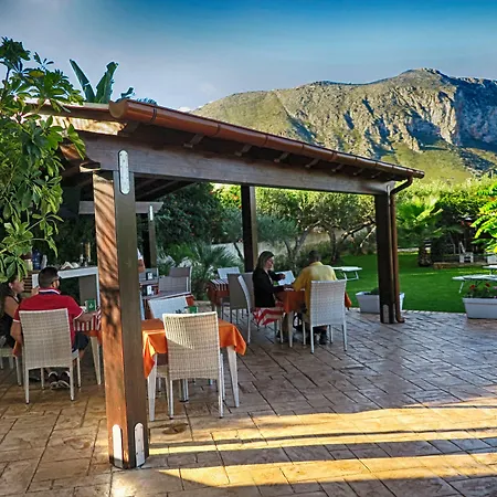 Trigrana Vacanze カステッルッツォ