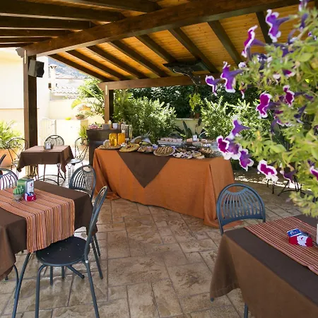 Trigrana Vacanze ホテル