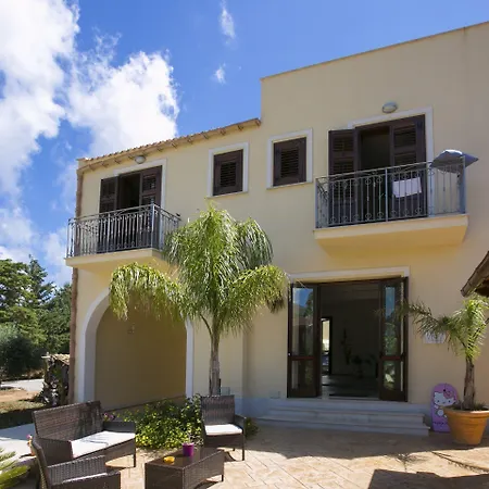 ホテル Trigrana Vacanze